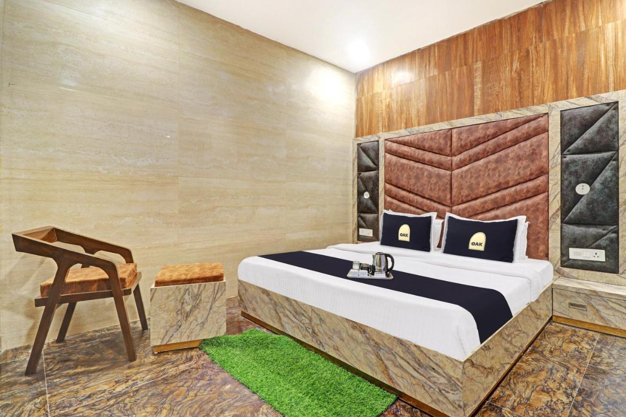 Townhouse Oak Pooth Haveli 델리 외부 사진